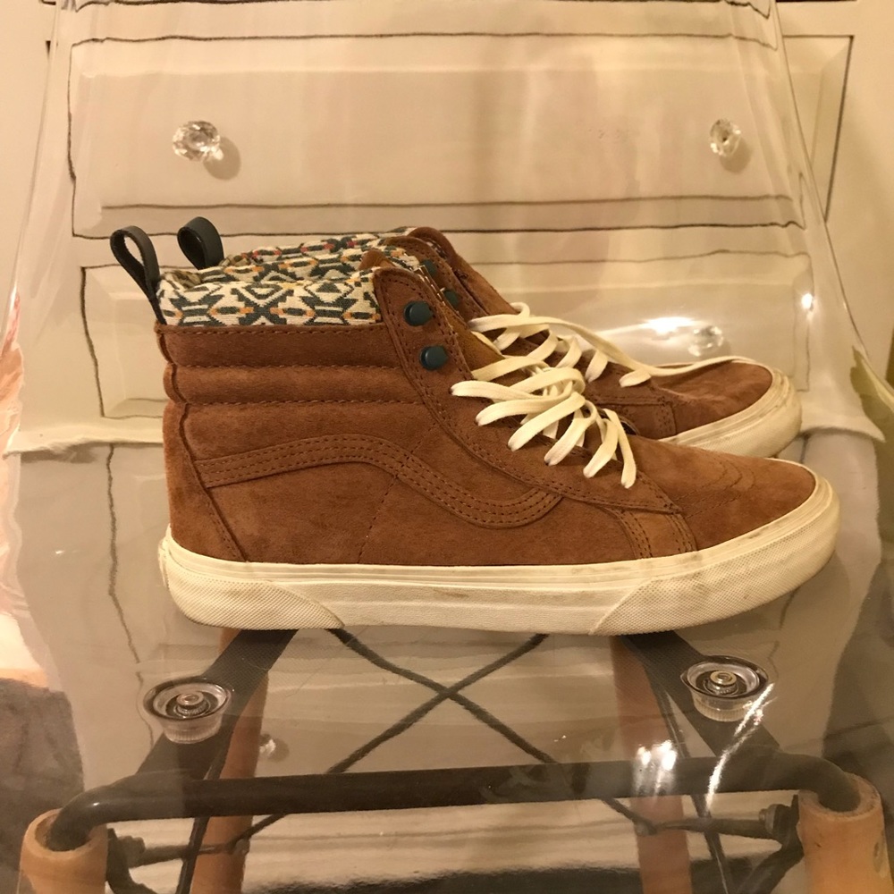 HIGH TOP VANS